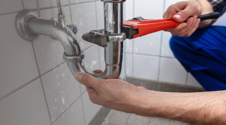 Expert burst pipe repair services in Thornton, CA